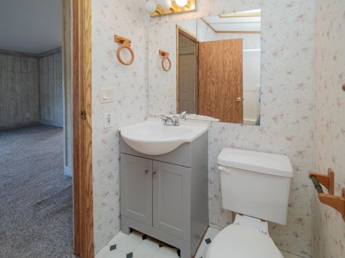 9484 P Ave, Kalamazoo MI 49009-9625 exterior