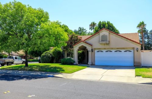 1269 Joett Dr, Turlock, CA 95380-2264
