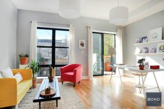 106 Havemeyer St, Brooklyn NY  11211-4436 exterior