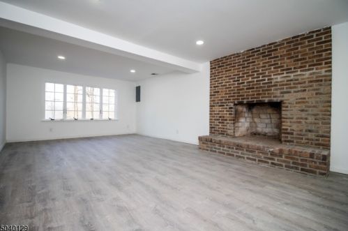 32 Old Creamery Rd, Fredon, NJ 07860-9768