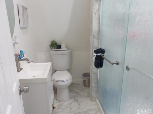 649 Cornell St, Perth Amboy NJ 08861-3121 exterior