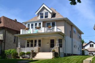 1819 51st St, Milwaukee, WI 53208-1743