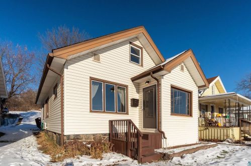 2717 9th St, Duluth MN 55806-1154 exterior