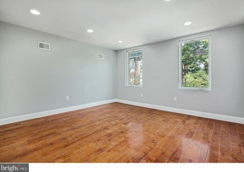 1320 Carlisle St, Philadelphia PA 19132-4018 exterior