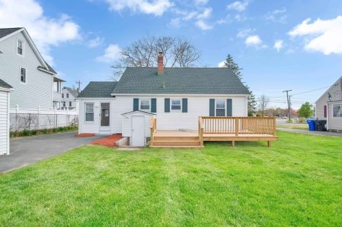 50 Seneca St, Springfield, MA 01151-1830