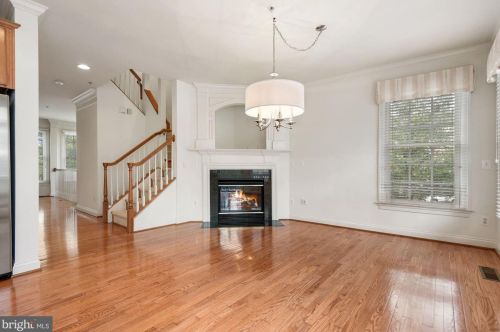 172 Cameron Station Blvd, Alexandria VA  22304-7739 exterior