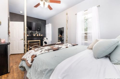 171 Halls Hl Rd, Killingly CT 06239-3317 exterior