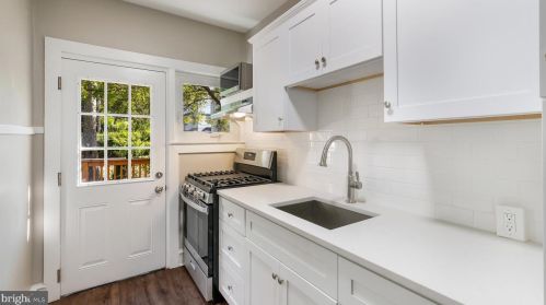 411 Olive St, Media PA 19063-2812 exterior