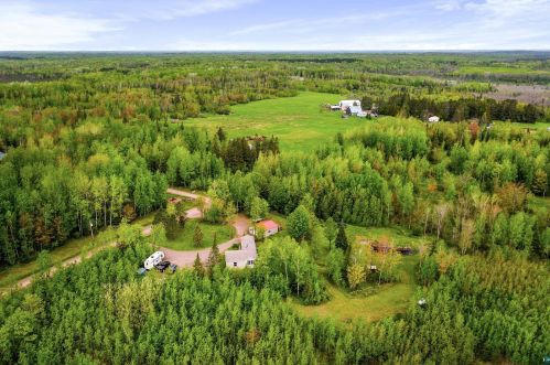 4950 Tomak Rd, Duluth MN 55811 exterior