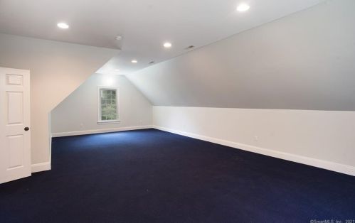 351 Branchville Rd, Ridgefield CT 06877-5012 exterior