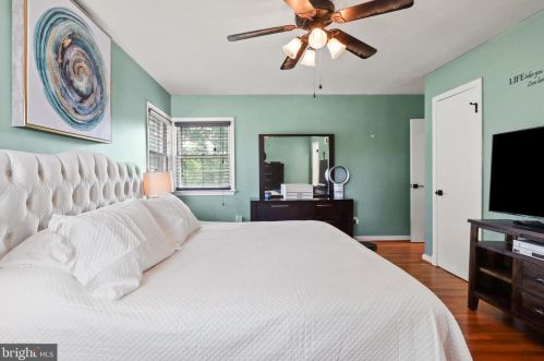 6406 16 St, Alexandria VA 22307-1411 exterior