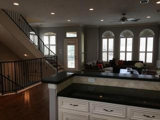 605 Roy St, Houston TX  77007-5246 exterior