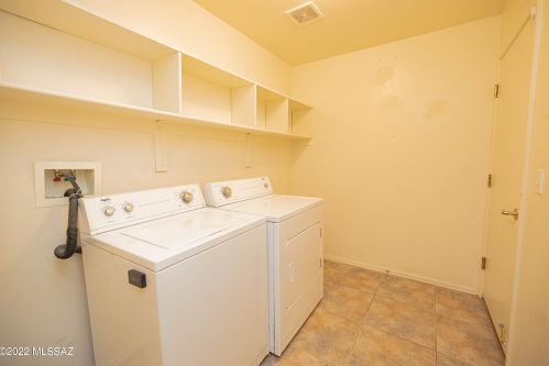 11887 Centaurus Pl, Tucson AZ 85737-3455 exterior