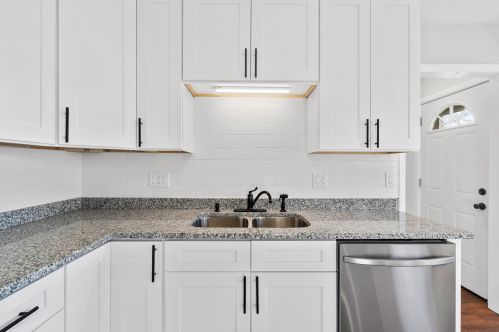 4102 Colgate Cir, Milwaukee WI  53222-1736 exterior