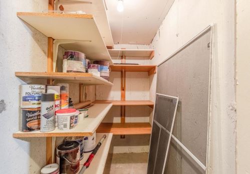 6858 Park Ridge Dr, Madison WI  53719-2220 exterior