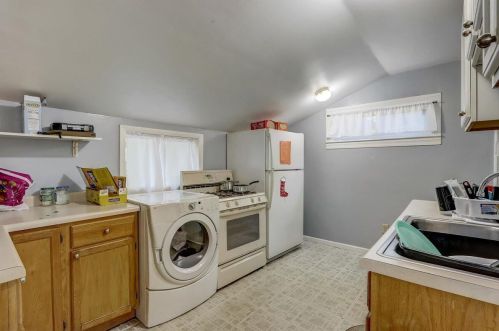 600 Locust St, Milwaukee WI 53212-2545 exterior