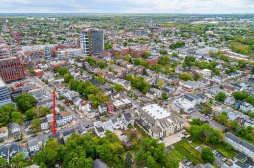 167 Hamilton St, New Brunswick NJ 08901-1806 exterior