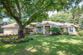 2151 Hunters Run, Ada, MI 49301-9566