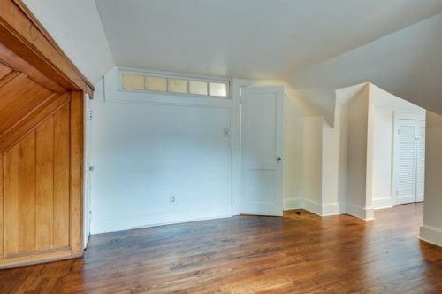 1289 Beech Vly Rd, Atlanta GA 30306-3123 exterior