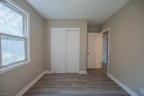 451 River Rd, Rahway NJ  07065-4203 exterior