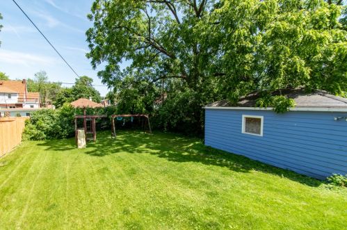 813 Leith Ave, Waukegan IL 60085-2545 exterior