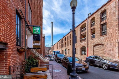 2141 Wisconsin Ave, Washington DC  20007-2232 exterior