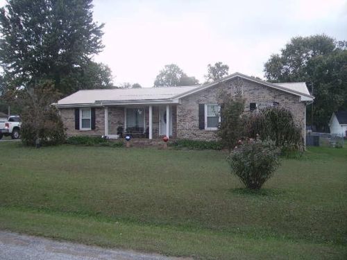 1400 Sue Ann Ln, Lafayette, TN 37083-2244