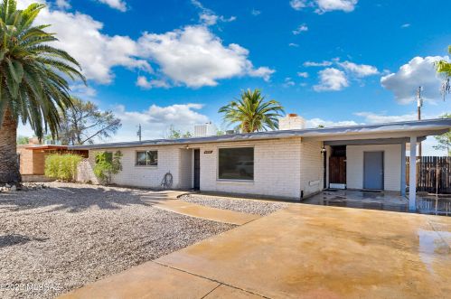 4402 Avenida Don Fernando, Tucson AZ  85757-9433 exterior