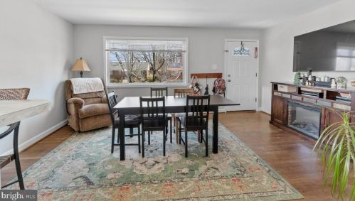 13320 Keating St, Rockville MD 20853-3273 exterior