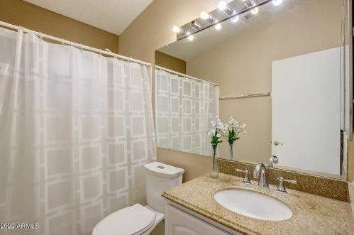 530 Bluefield Ave, Phoenix AZ 85032-1420 exterior