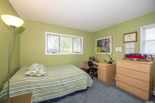 2 Carldon Rd, Commack NY 11725-1611 exterior