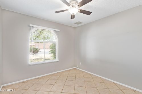 1326 Ivanhoe St, Chandler AZ  85225-5319 exterior