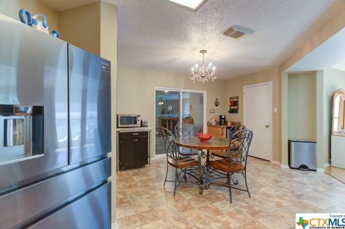 32070 Jay Bird Ln, Spring Branch TX exterior