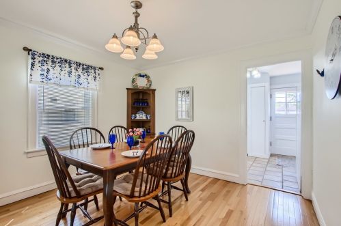 2230 12 Ave, Broadview IL 60153-1404 exterior