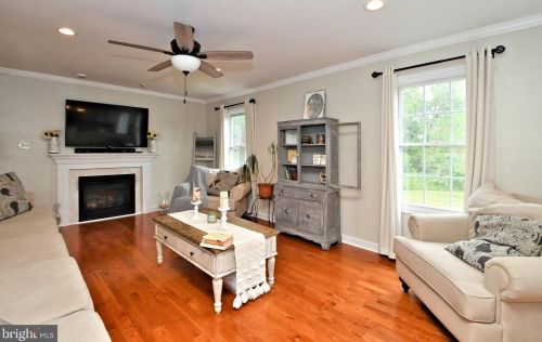 103 Birdsong Way, Pottstown PA 19464-1461 exterior