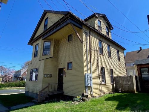 79 Newington Ave, New Britain CT  06051-2107 exterior