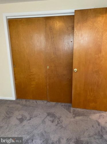 47 Roxboro Rd, Trenton NJ  08648-3924 exterior