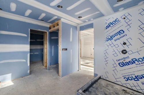 1852 Holland St, Bham MI 48009-6856 exterior