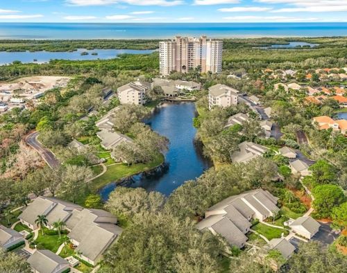 604 Arbor Lake Dr, Naples FL 34110-8693 exterior