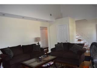 1 Linden Ave, Edison NJ  08817-3208 exterior