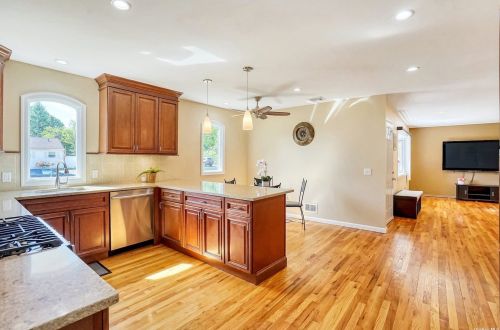 21 Orchid Ln, Commack NY exterior