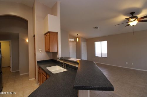 827 Ivanhoe St, Chandler AZ  85225-6947 exterior