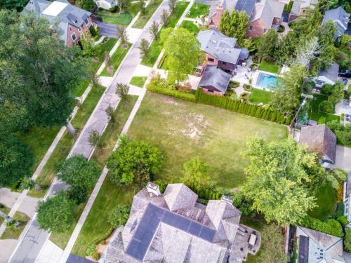 379 Aspen Rd, Bham, MI 48009-3704