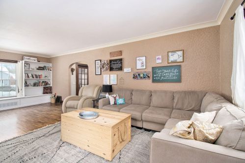 128 Glendale Blvd, Kalamazoo MI 49004-1318 exterior