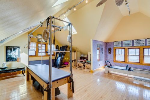 8203 Portland Ave, Milwaukee WI 53213-3015 exterior