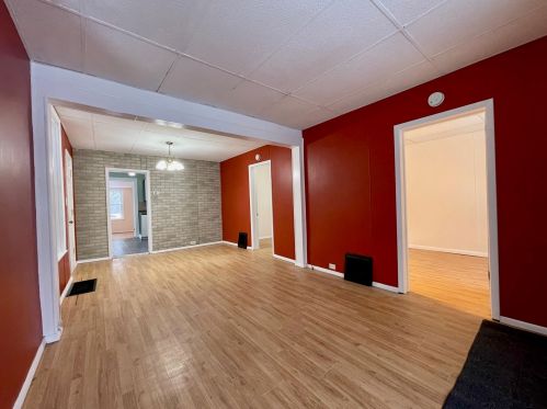 320 Myrtle Ave, Meskegon, MI 49442-3212