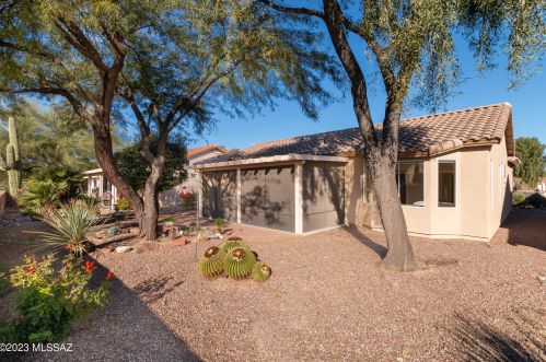 7655 Summer Scene Dr, Tucson AZ  85743-5184 exterior