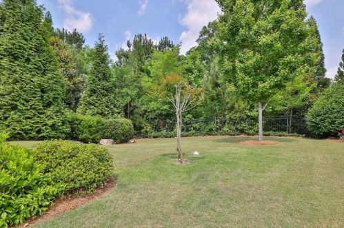 3573 Brookleigh Ln, Atlanta GA 30319-2219 exterior
