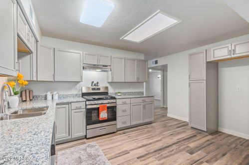 6765 Nelson Dr, Tucson AZ  85730-1661 exterior