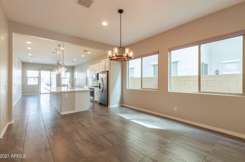 2082 Lantana Dr, Chandler AZ  85286-2170 exterior